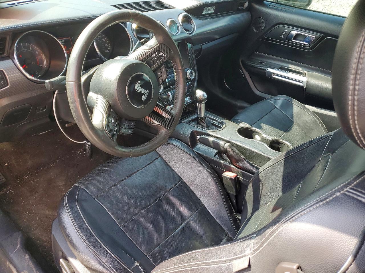 2015 FORD MUSTANG photo 15