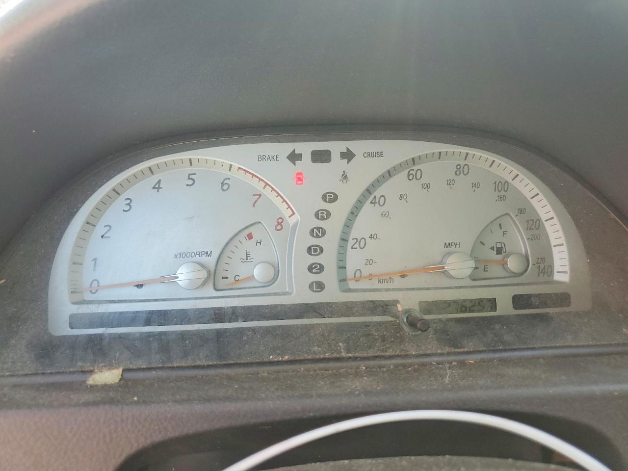 2002 TOYOTA CAMRY SE V6 photo 17