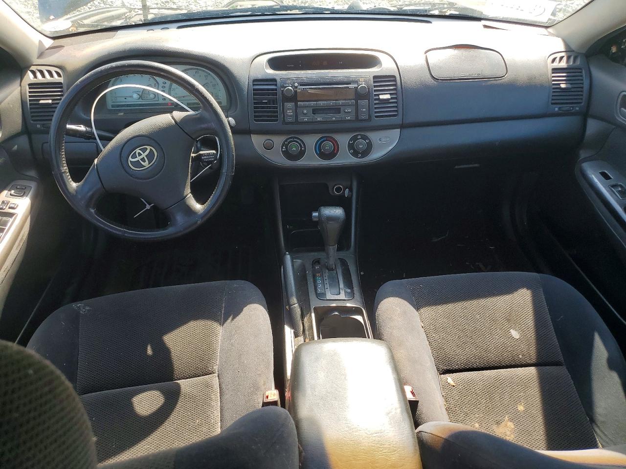 2002 TOYOTA CAMRY SE V6 photo 15