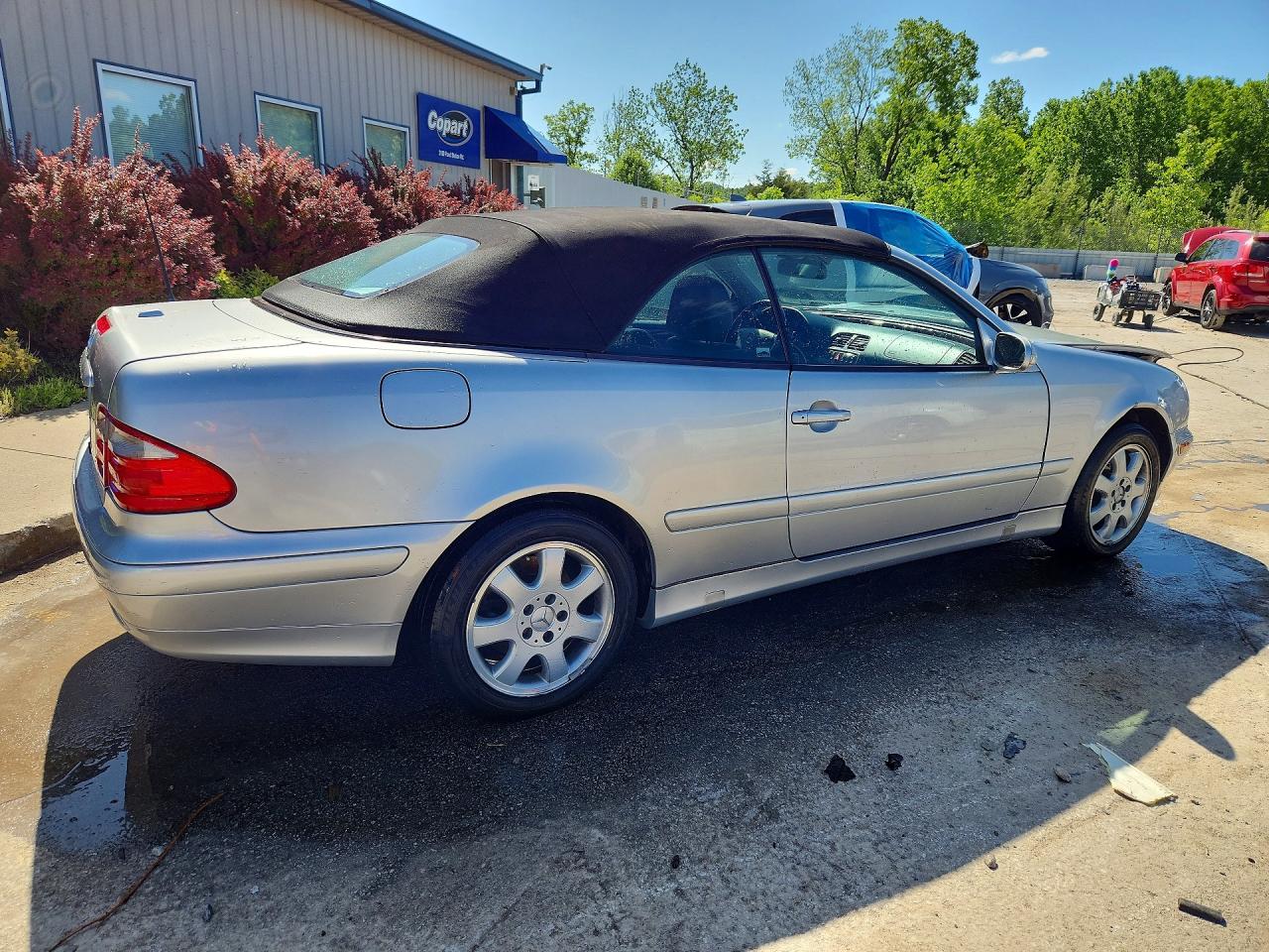 2001 MERCEDES-BENZ CLK 320 photo 5