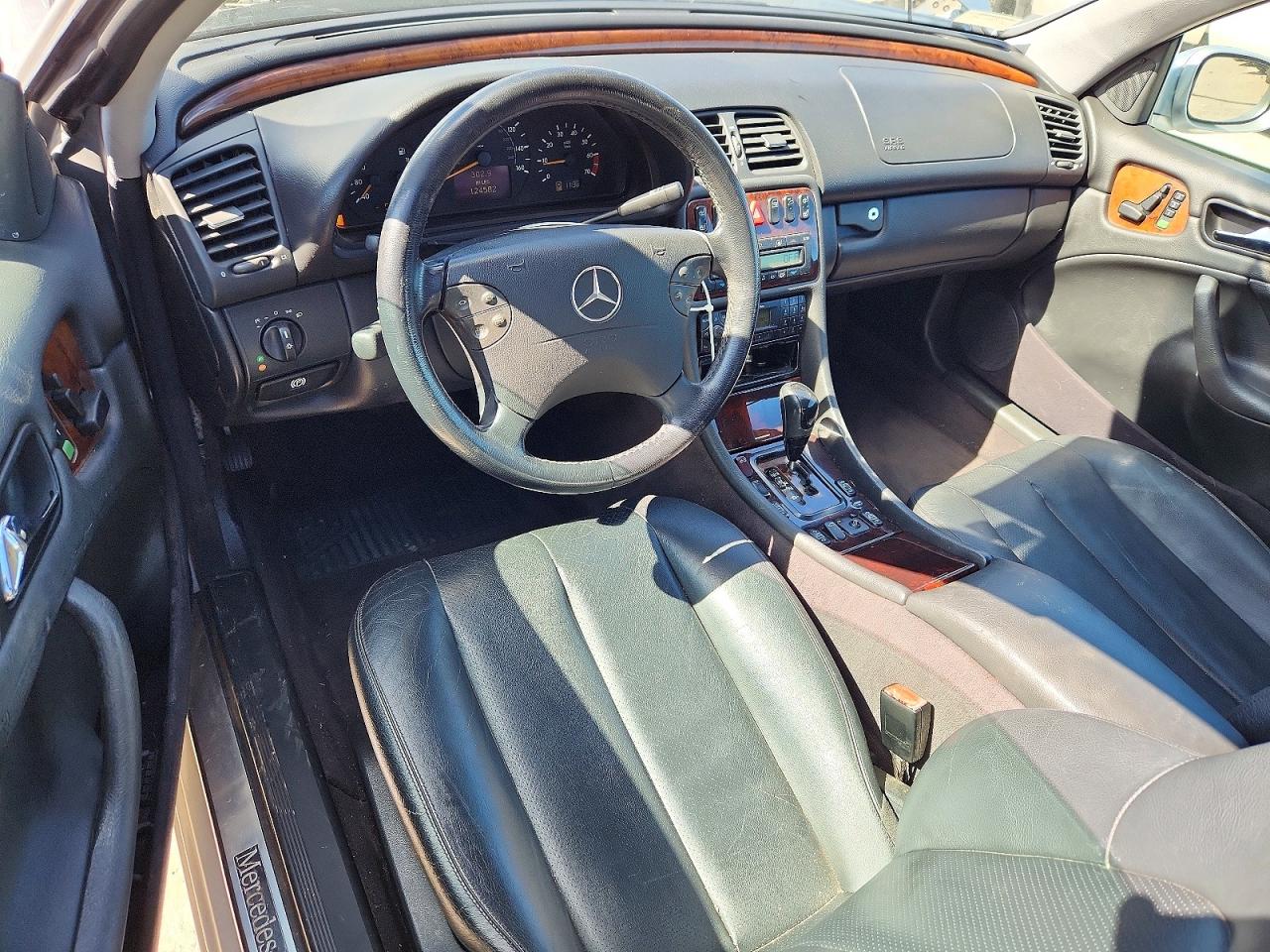 2001 MERCEDES-BENZ CLK 320 photo 15
