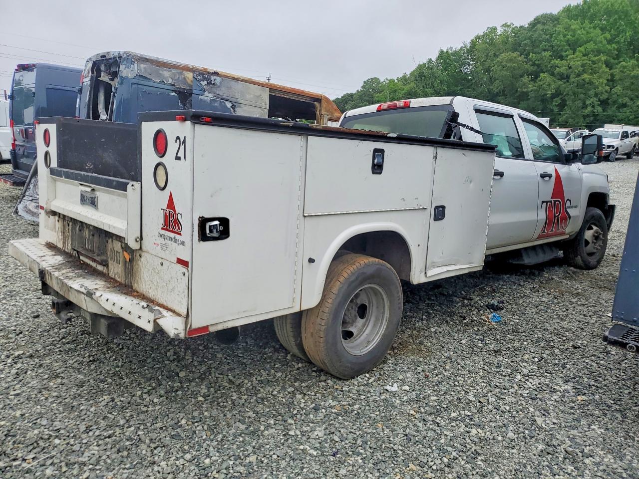 2017 CHEVROLET SILVERADO C3500 photo 7