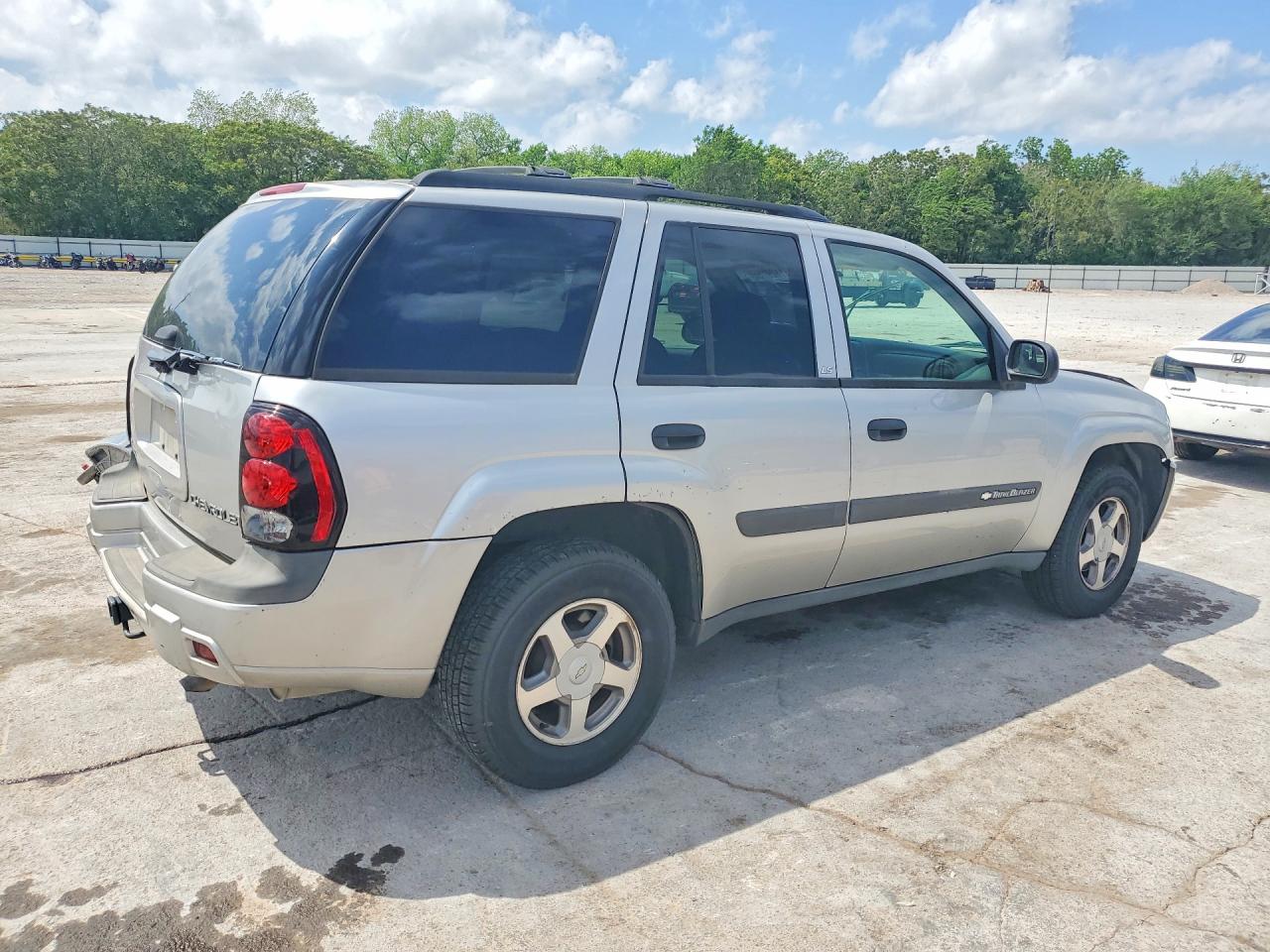 2004 CHEVROLET TRAILBLAZER LS photo 3