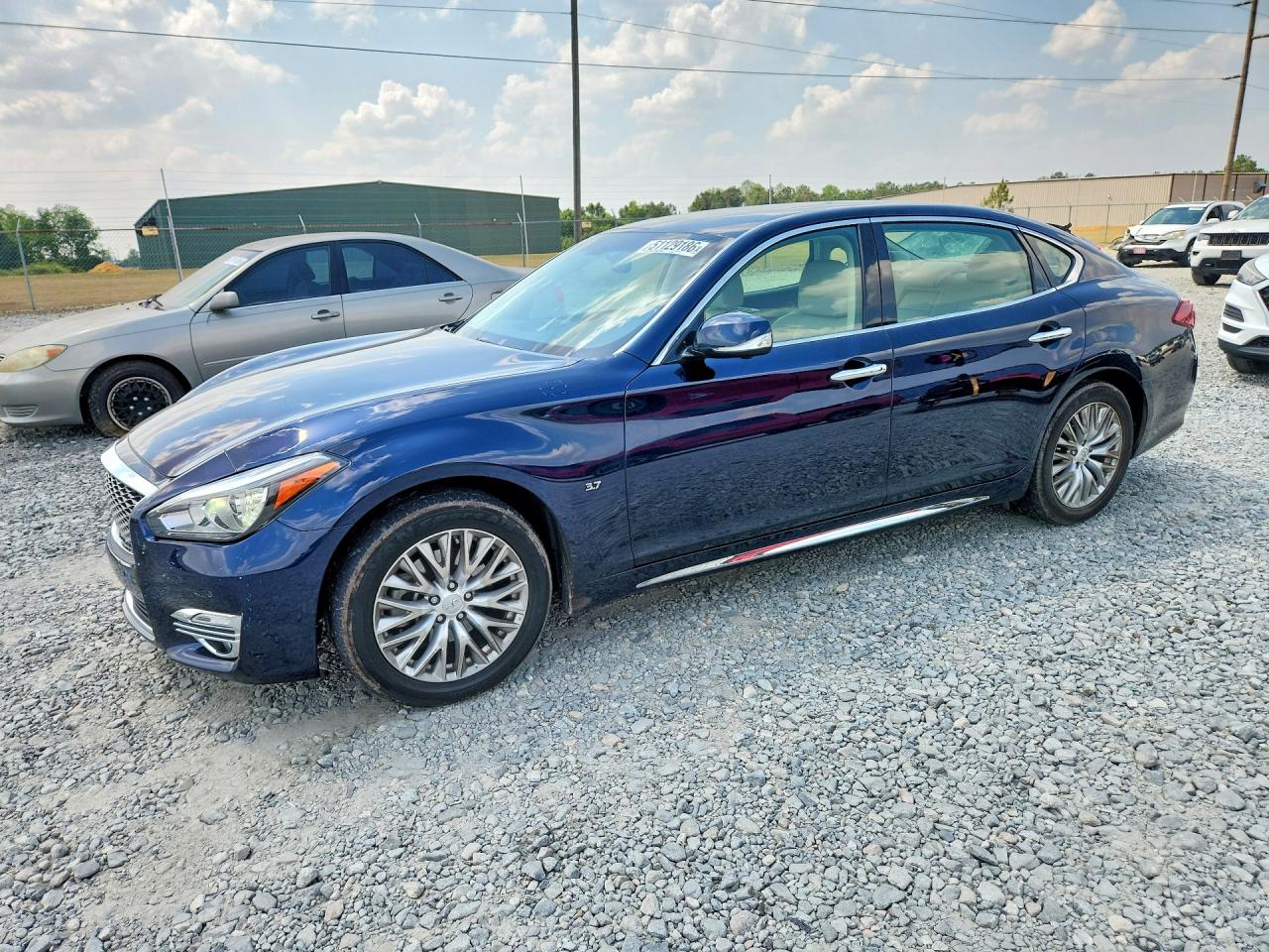 2015 INFINITI Q70L