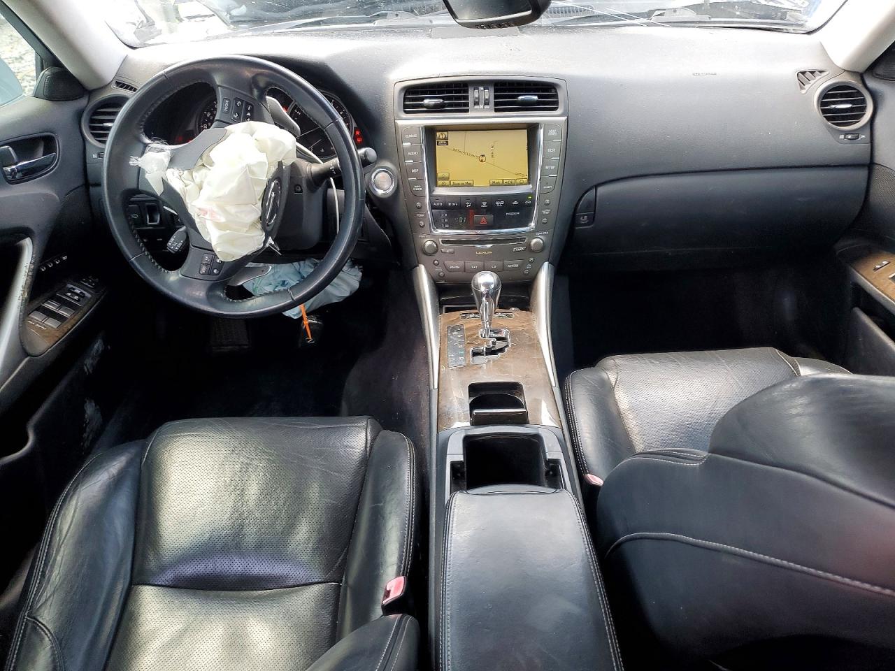 2010 LEXUS IS 250 photo 8
