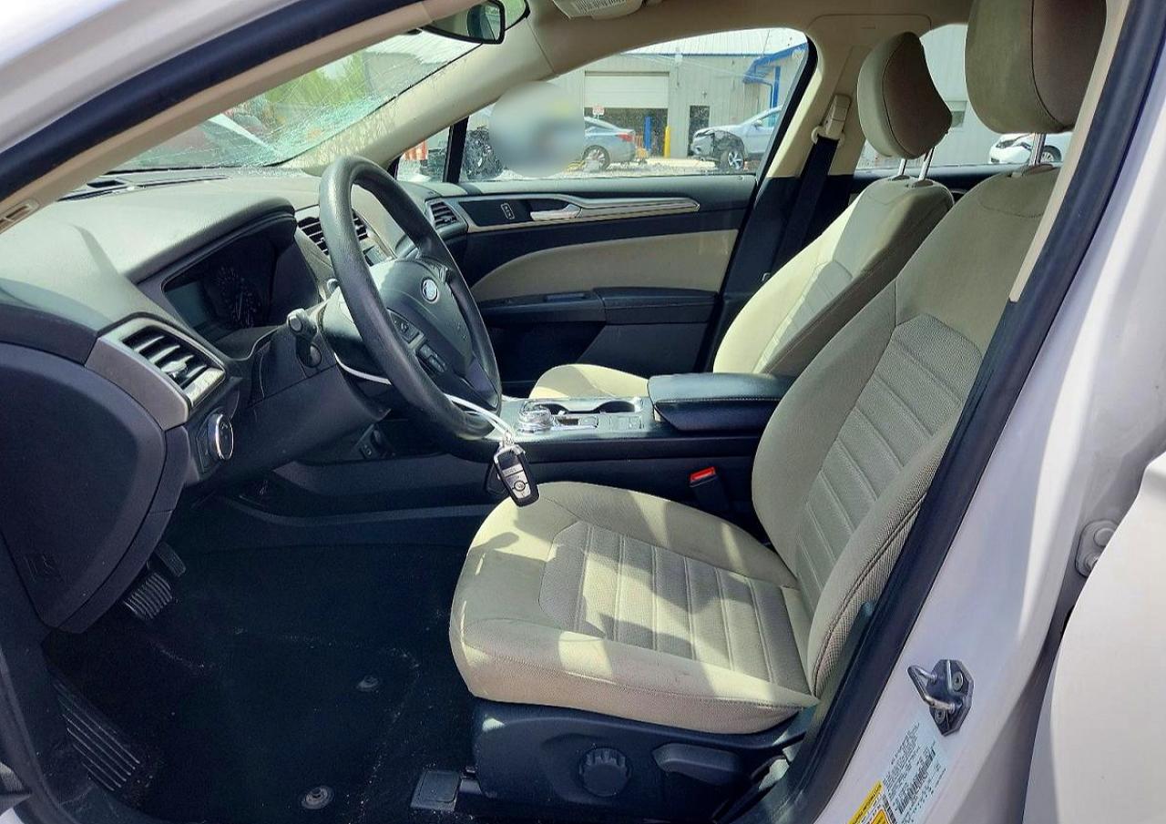 2020 FORD FUSION S photo 13