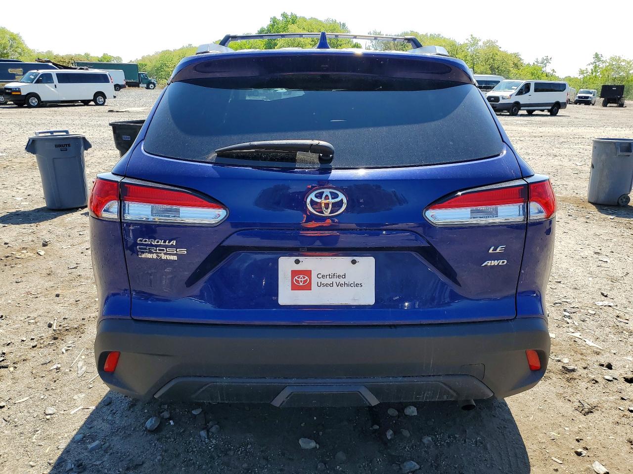 2023 TOYOTA COROLLA CROSS LE photo 16