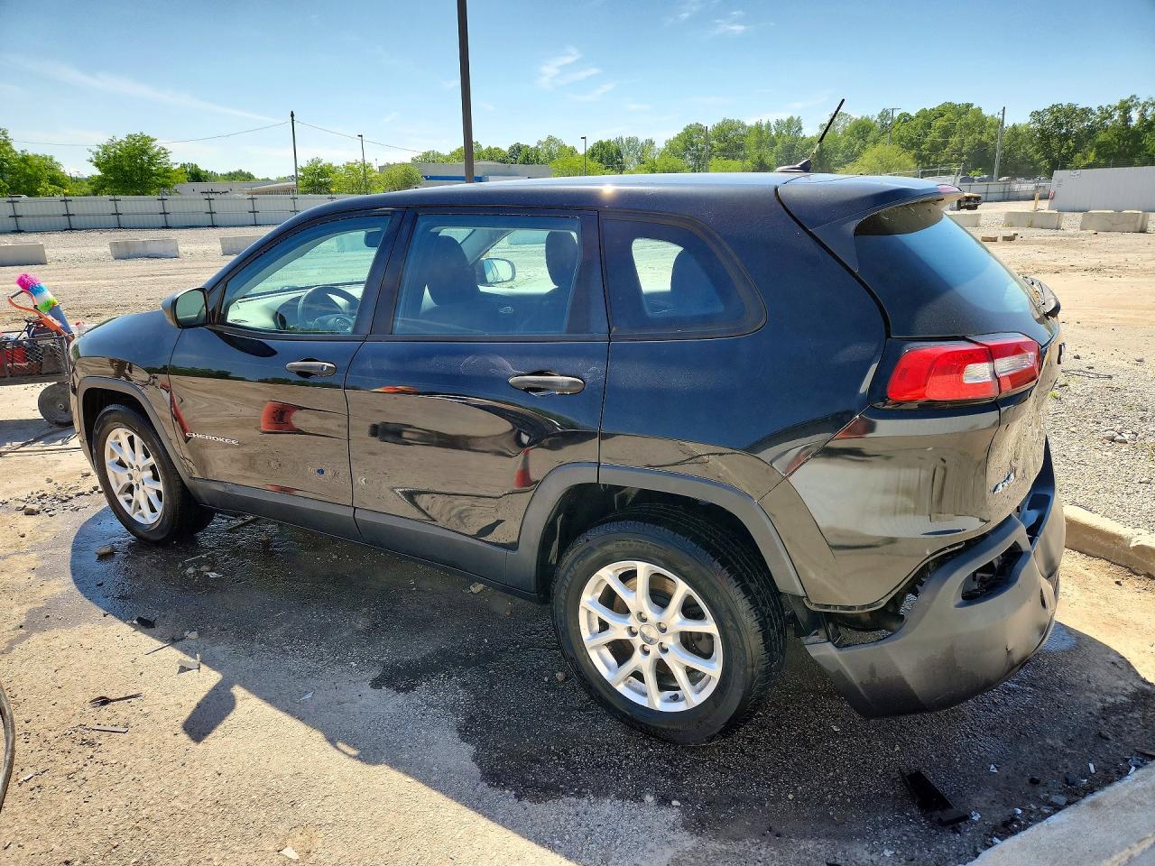 2015 JEEP CHEROKEE SPORT photo 4