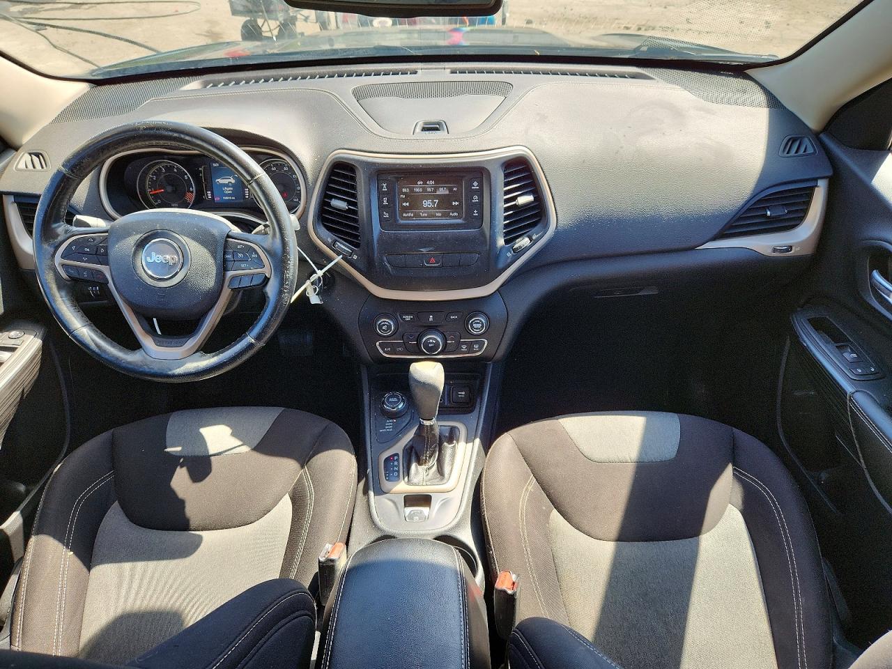 2015 JEEP CHEROKEE SPORT photo 22