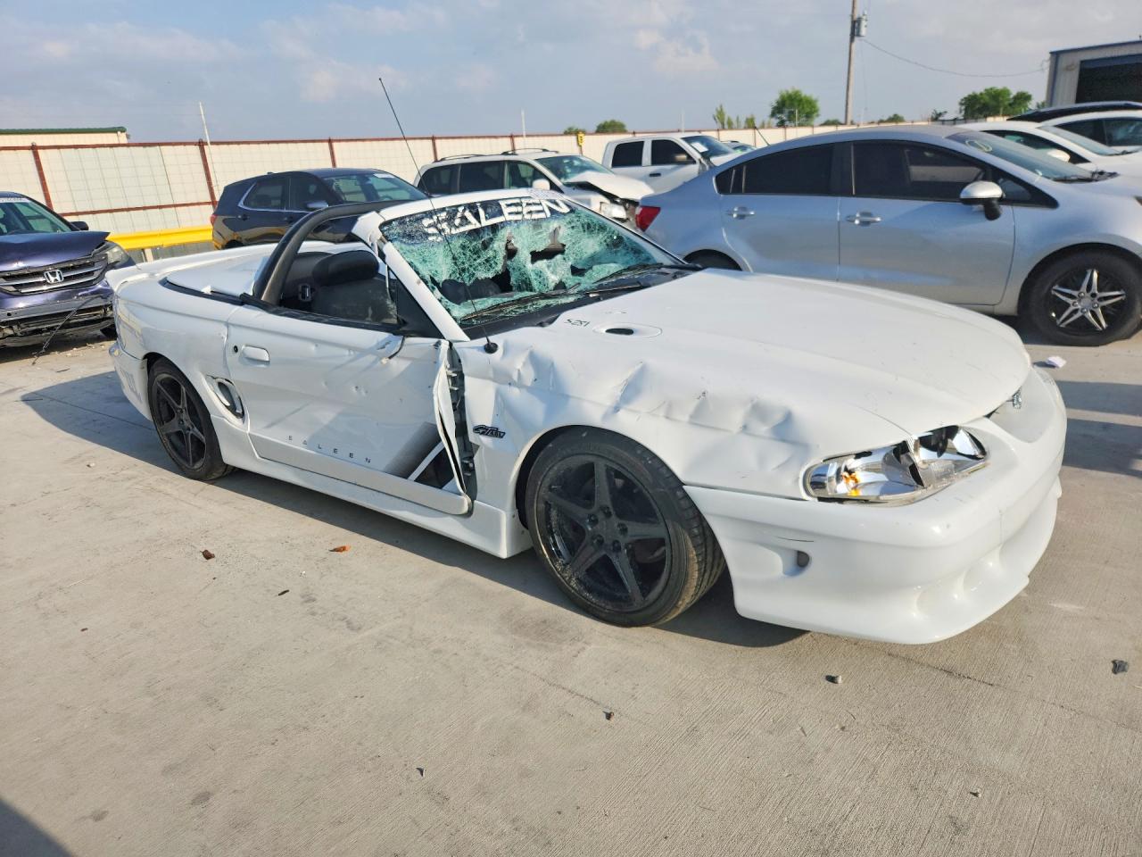 1996 FORD MUSTANG GT photo 4
