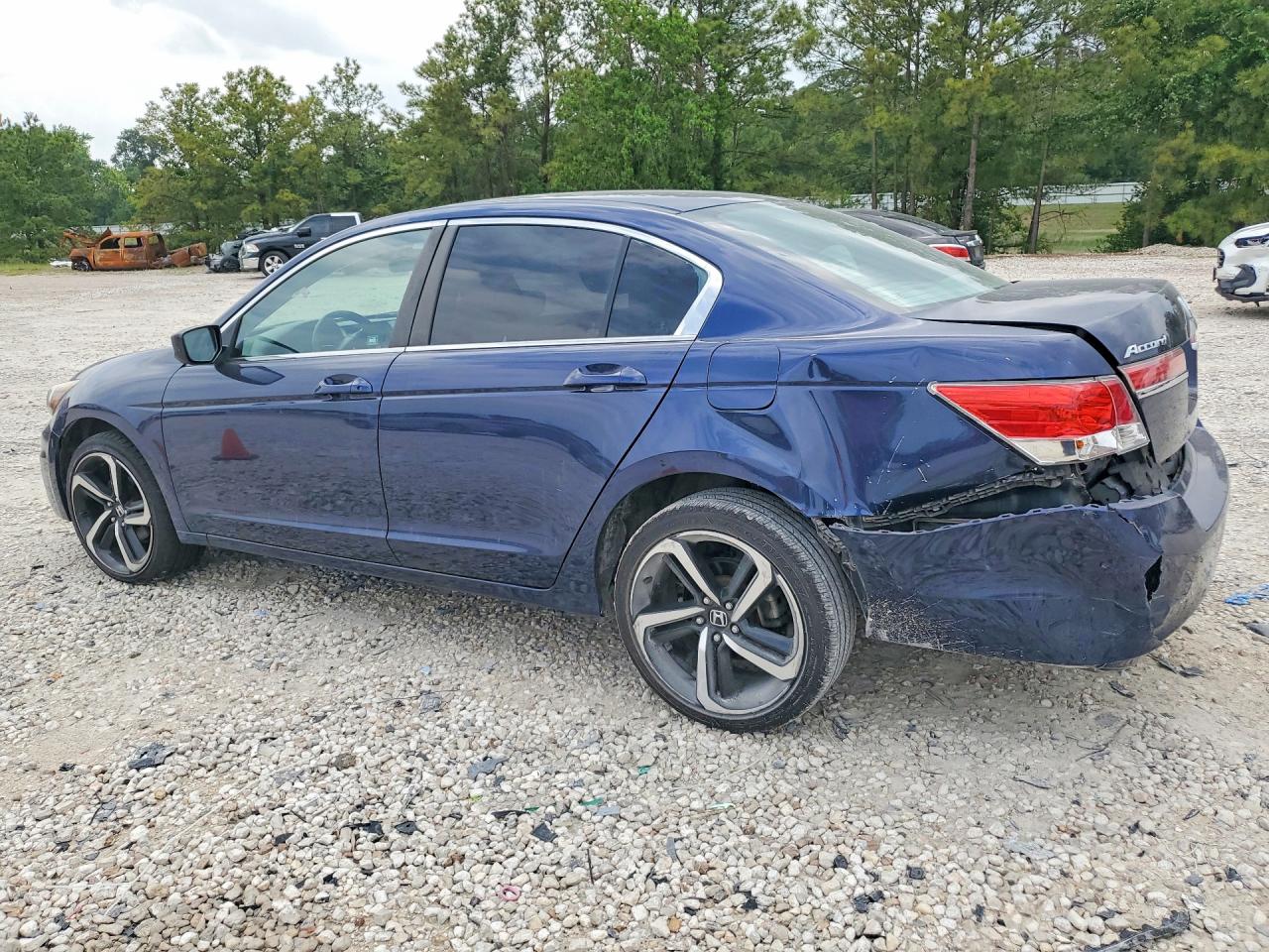 2012 HONDA ACCORD LX photo 4