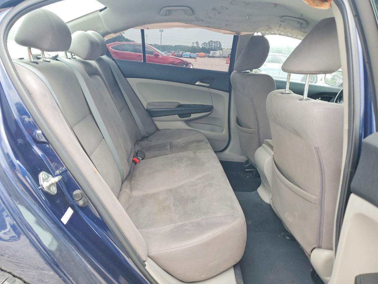 2012 HONDA ACCORD LX photo 28