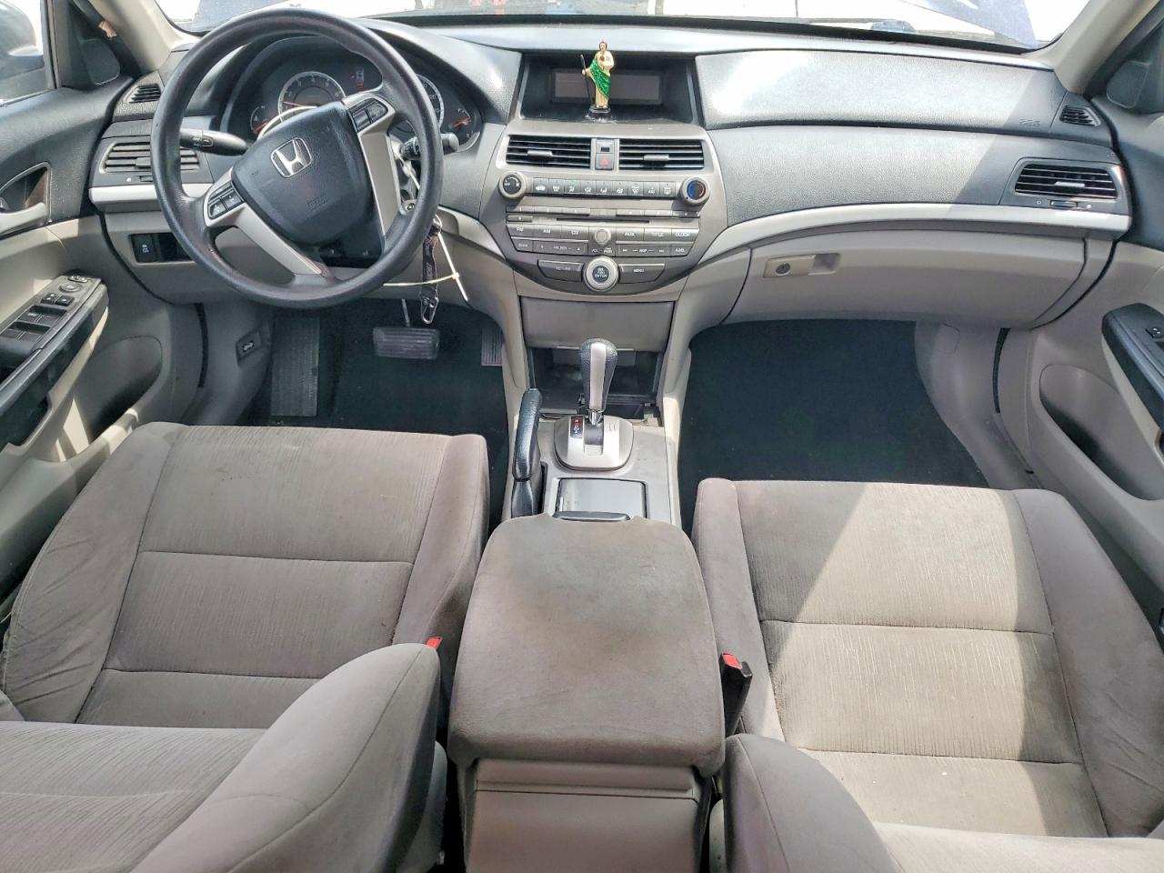 2012 HONDA ACCORD LX photo 22