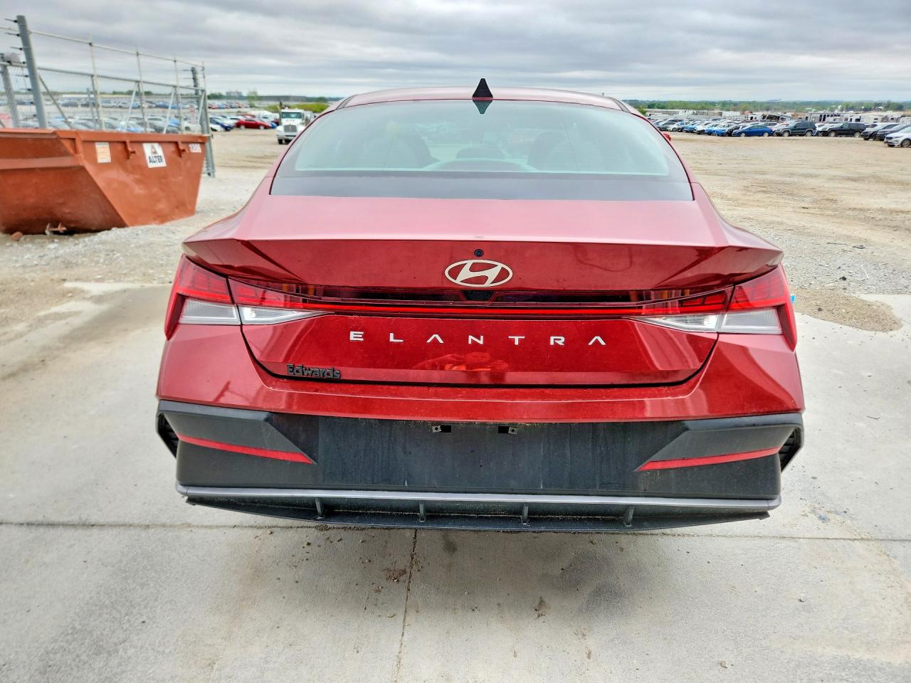 2024 HYUNDAI ELANTRA SEL photo 11