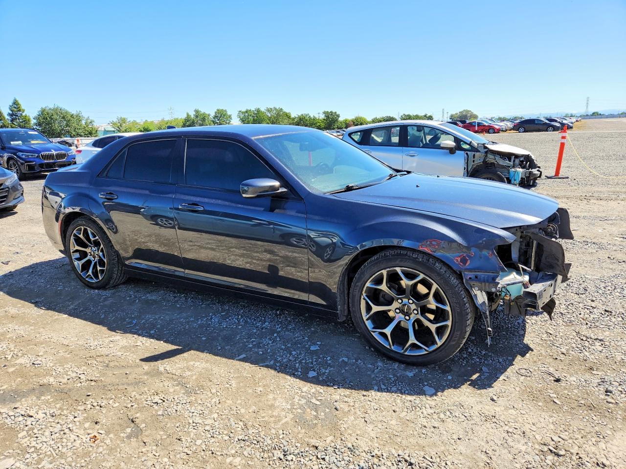 2016 CHRYSLER 300 S photo 4
