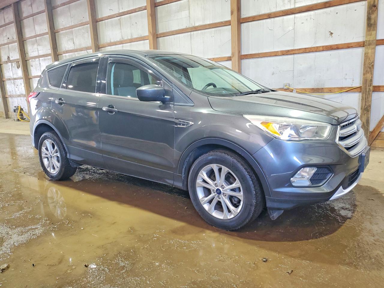 2019 FORD ESCAPE SE photo 10