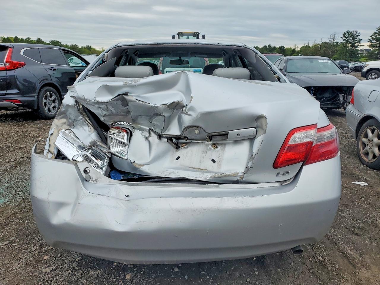 2009 TOYOTA CAMRY LE photo 11