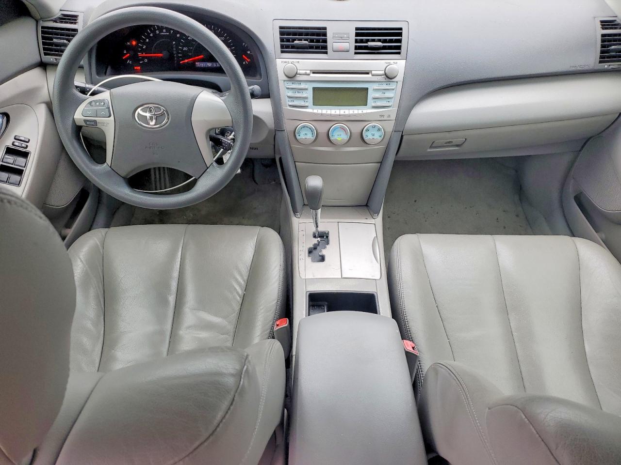 2009 TOYOTA CAMRY LE photo 15