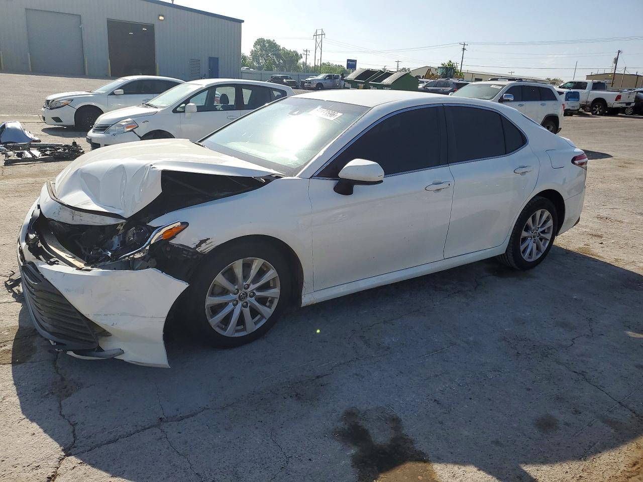 2018 TOYOTA CAMRY