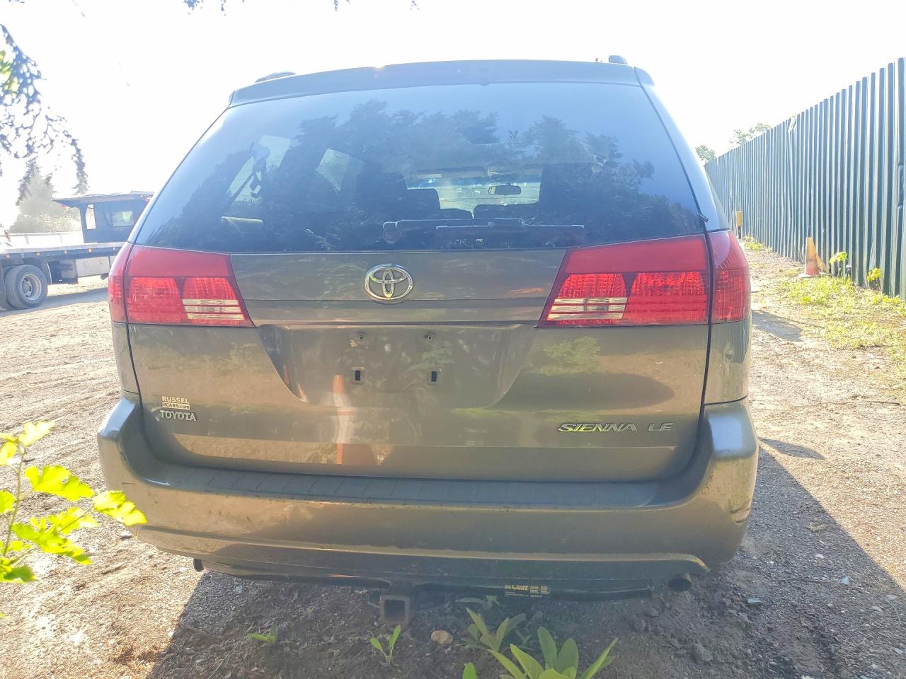 2004 TOYOTA SIENNA LE 7 PASSENGER photo 11