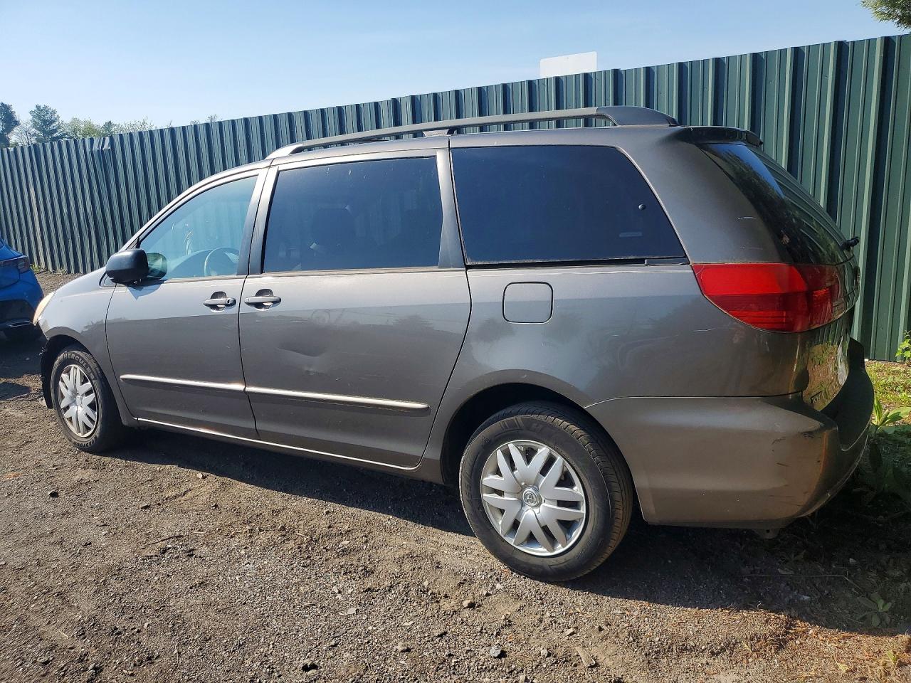 2004 TOYOTA SIENNA LE 7 PASSENGER photo 3
