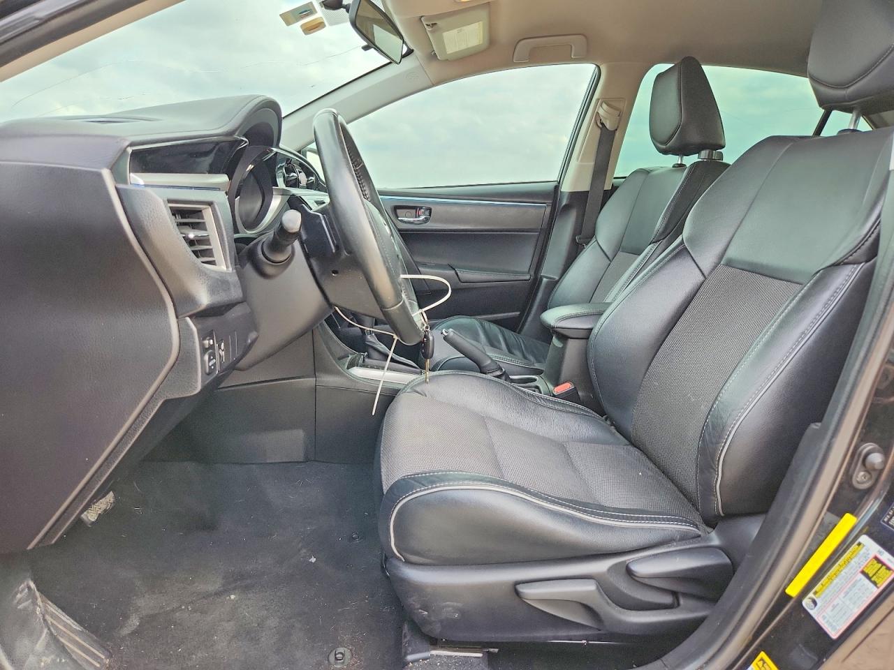 2014 TOYOTA COROLLA S PLUS photo 19