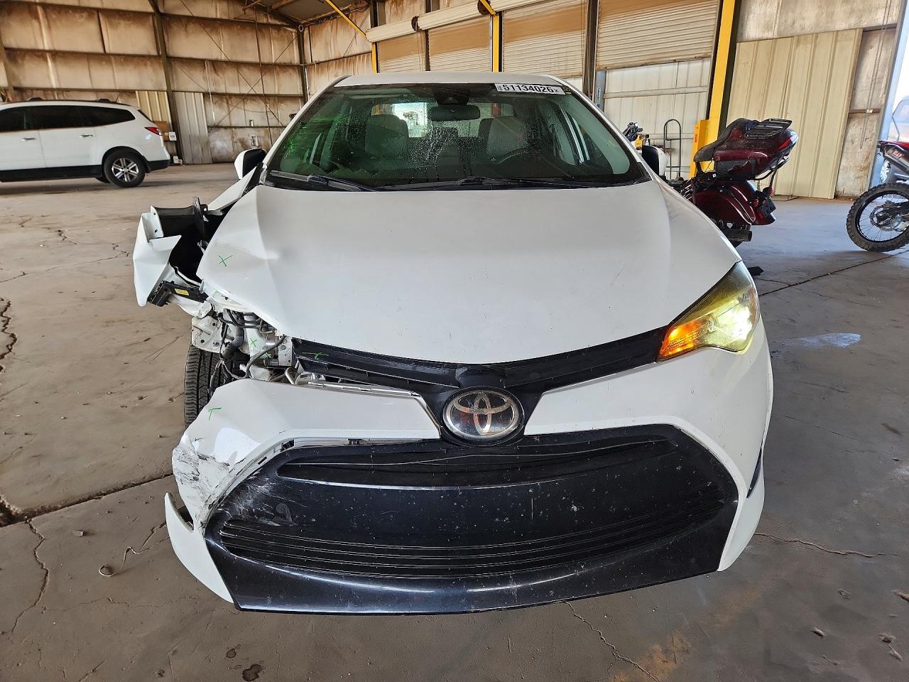 2017 TOYOTA COROLLA LE photo 13