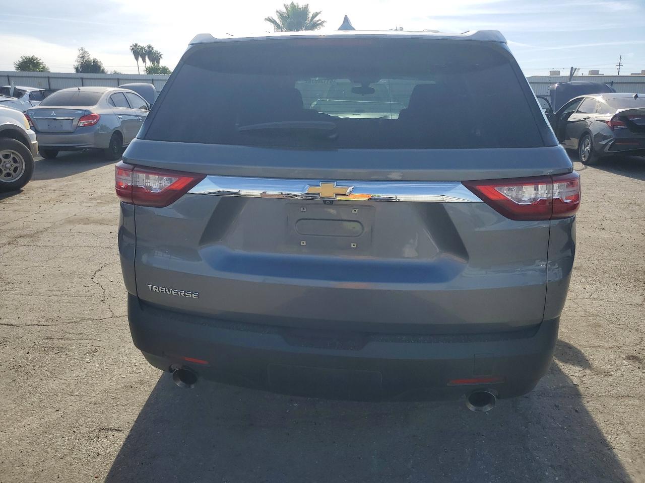 2020 CHEVROLET TRAVERSE LS photo 11