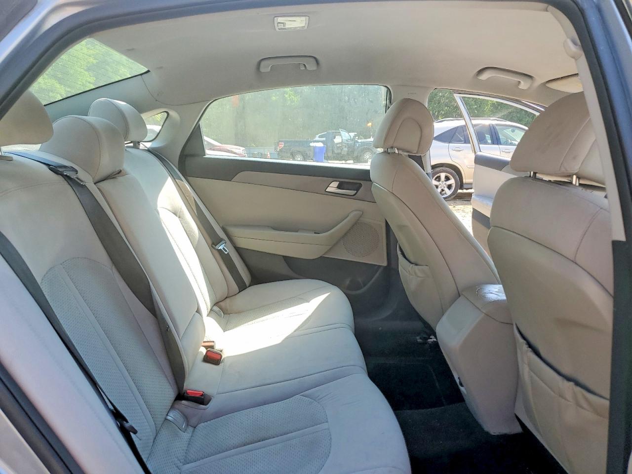 2016 HYUNDAI SONATA SE photo 19