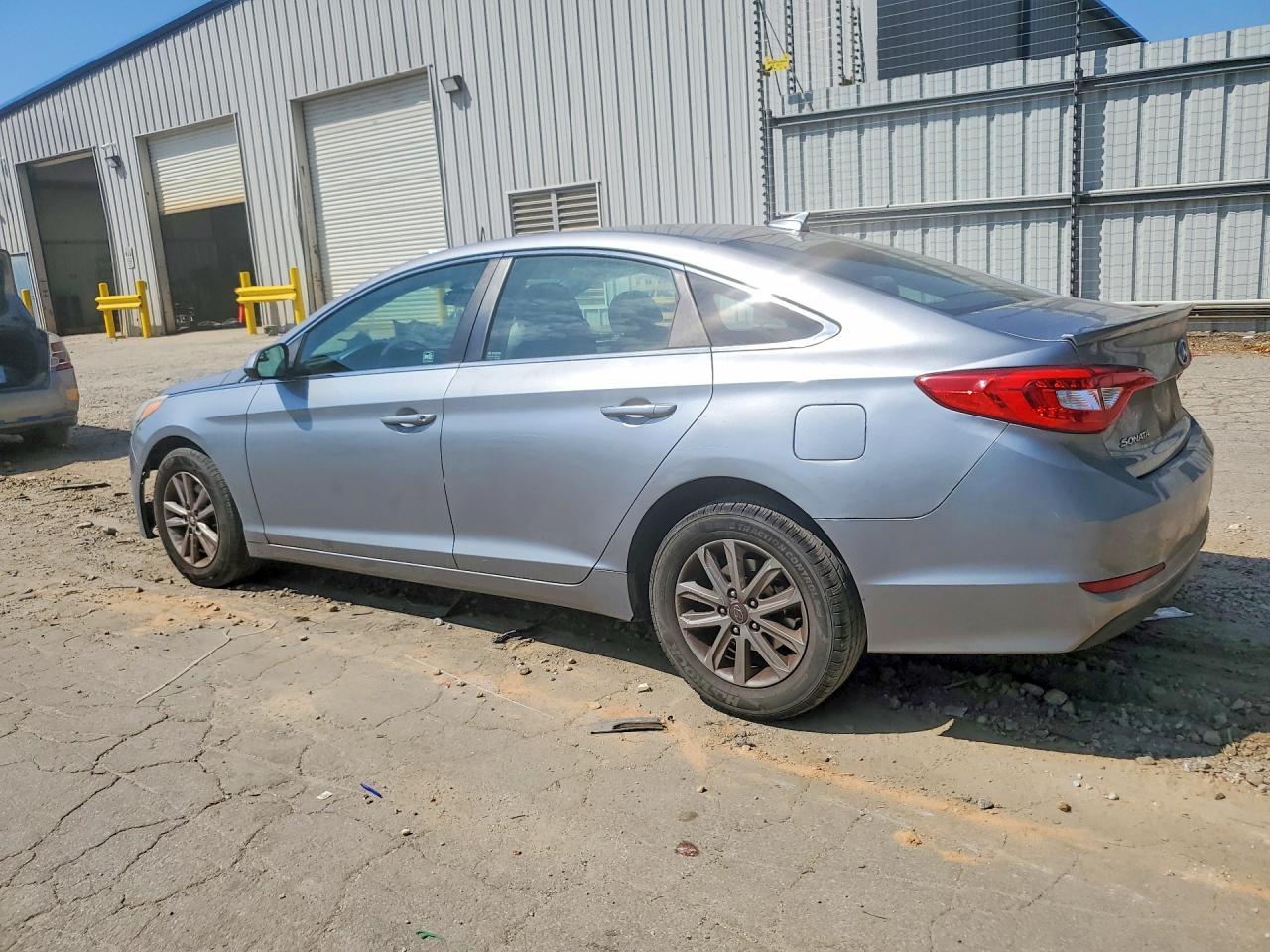 2016 HYUNDAI SONATA SE photo 3