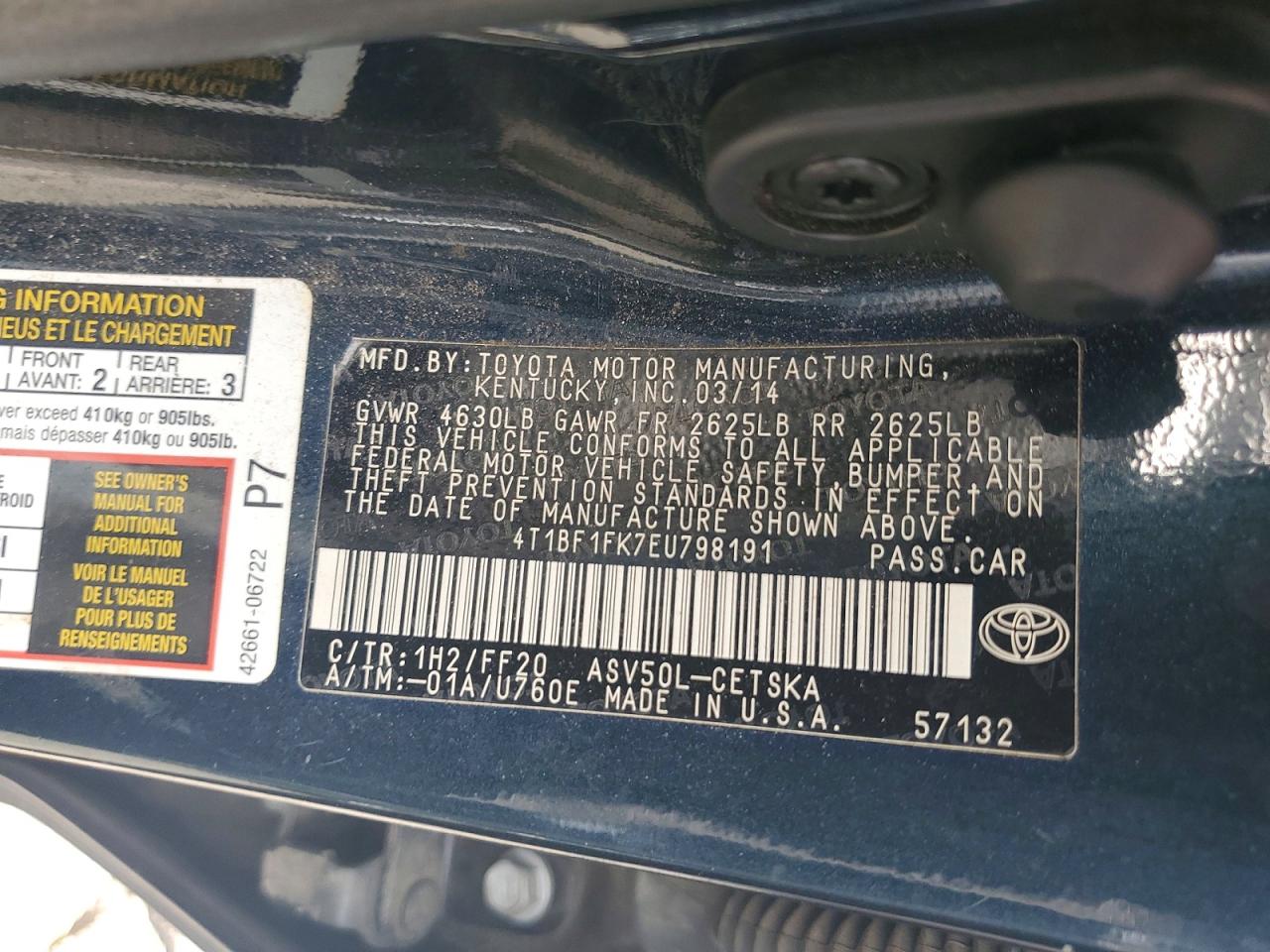 2014 TOYOTA CAMRY SE photo 25