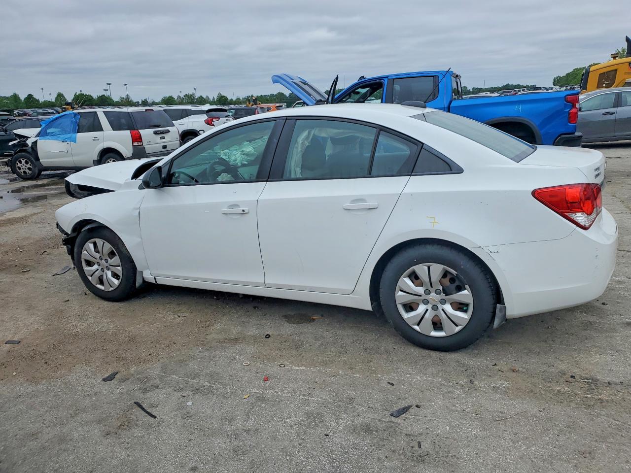 2016 CHEVROLET CRUZE LIMITED LS photo 4