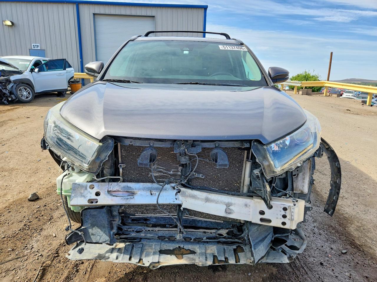 2019 TOYOTA HIGHLANDER SE photo 9