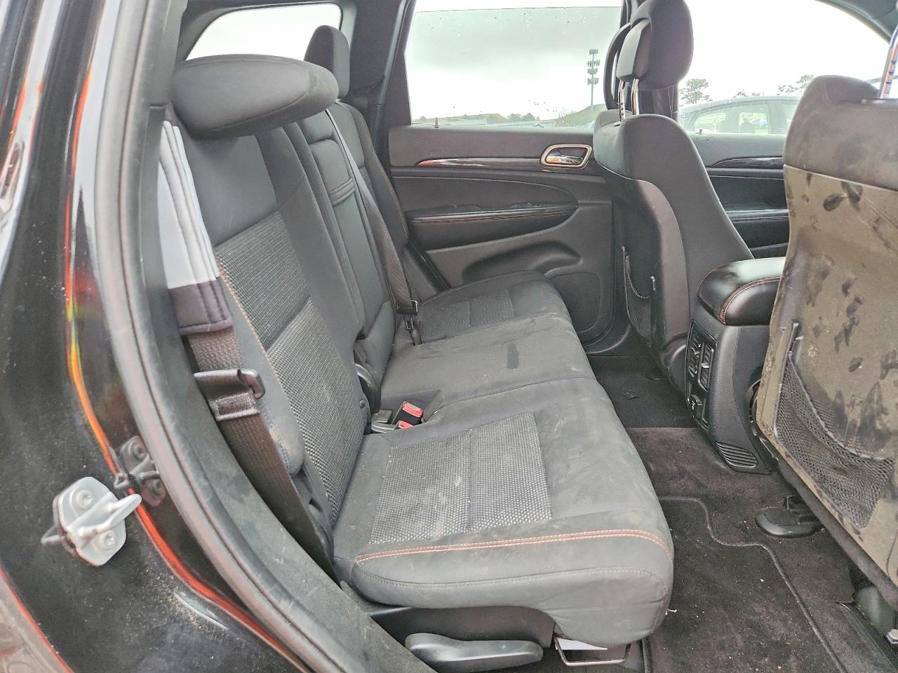 2016 JEEP GRAND CHEROKEE LAREDO photo 11