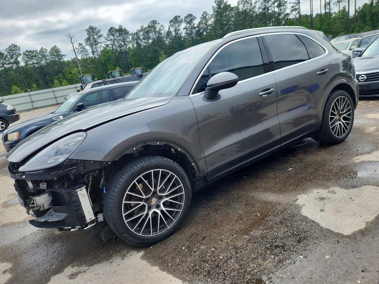 2019 PORSCHE CAYENNE
