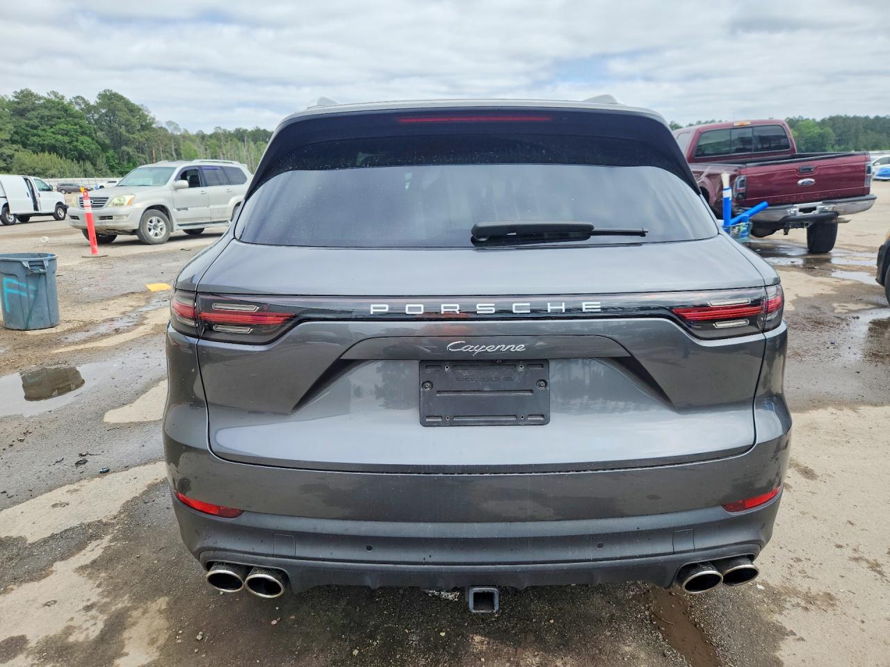 2019 PORSCHE CAYENNE photo 11