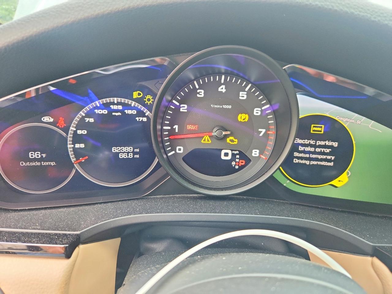 2019 PORSCHE CAYENNE photo 17