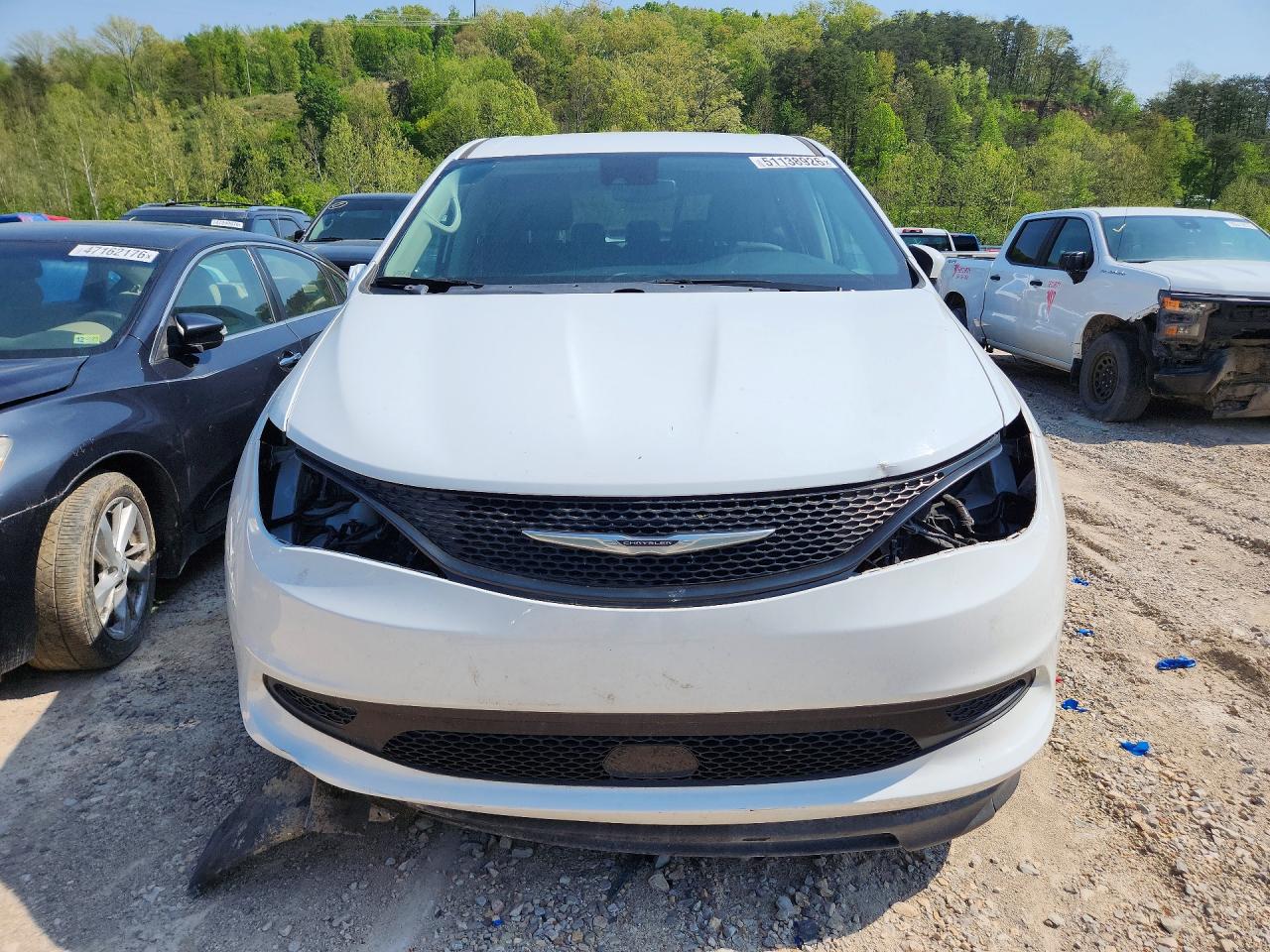 2023 CHRYSLER VOYAGER LX photo 9