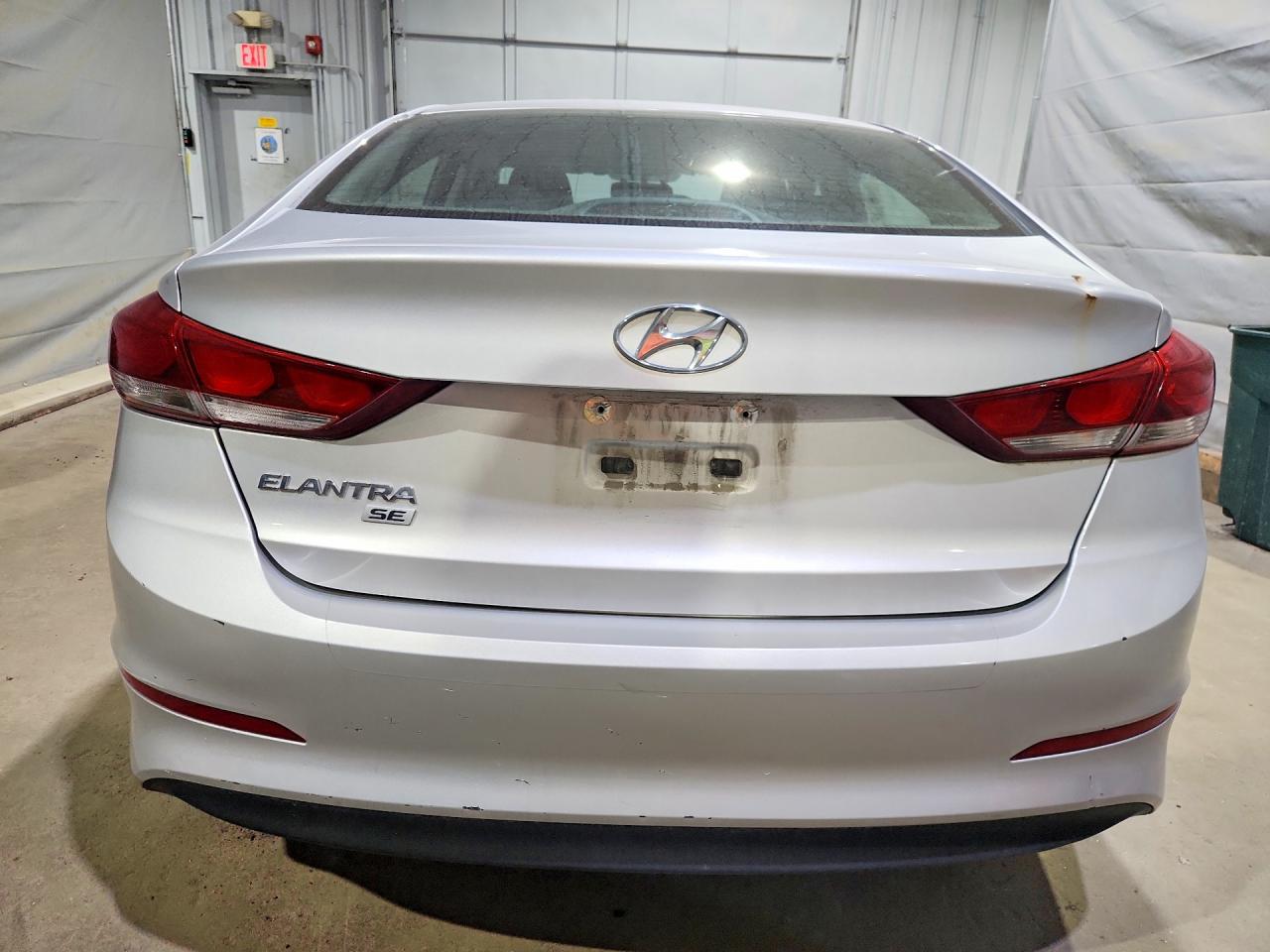 2018 HYUNDAI ELANTRA SE photo 16