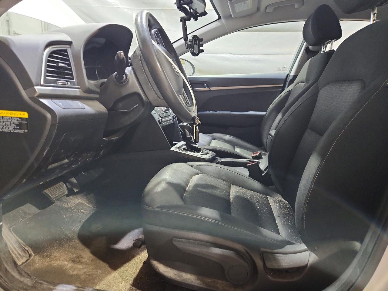 2018 HYUNDAI ELANTRA SE photo 19