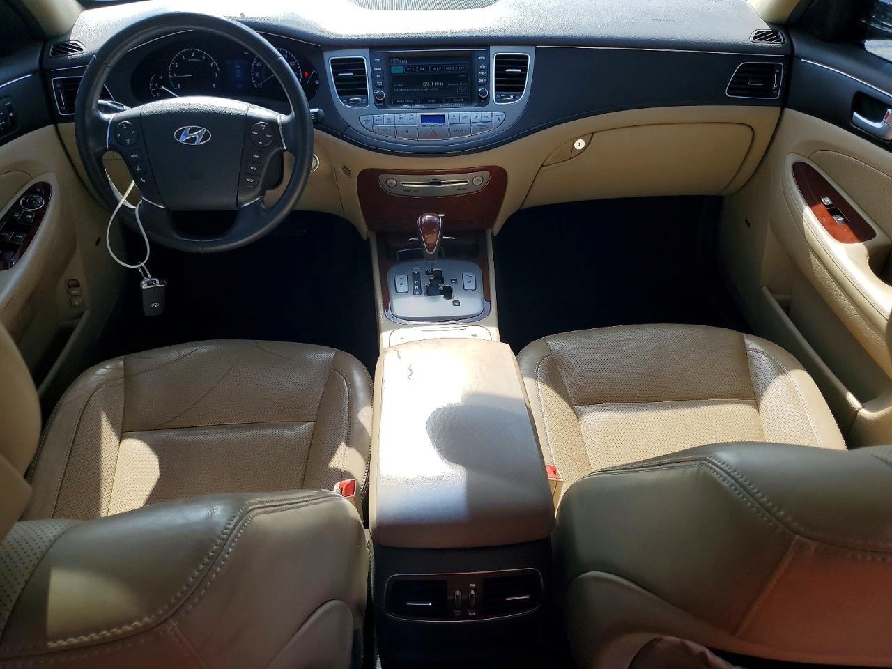 2013 HYUNDAI GENESIS 3.8L photo 22