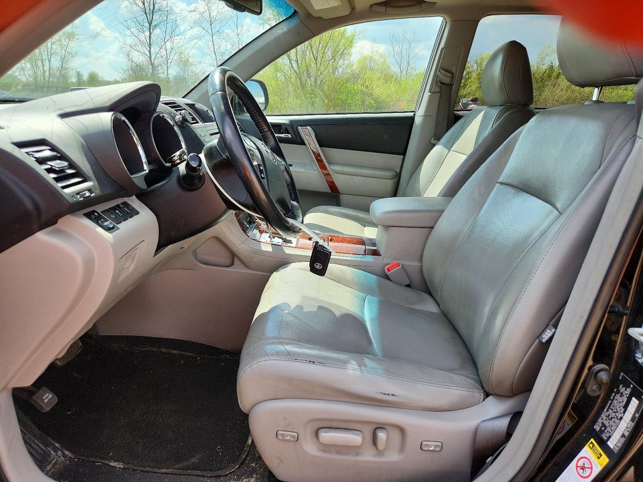 2012 TOYOTA HIGHLANDER LIMITED photo 19
