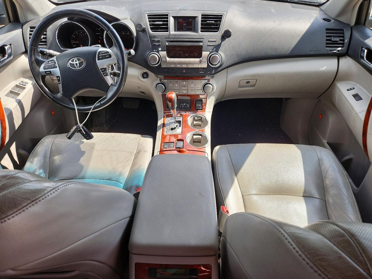 2012 TOYOTA HIGHLANDER LIMITED photo 22