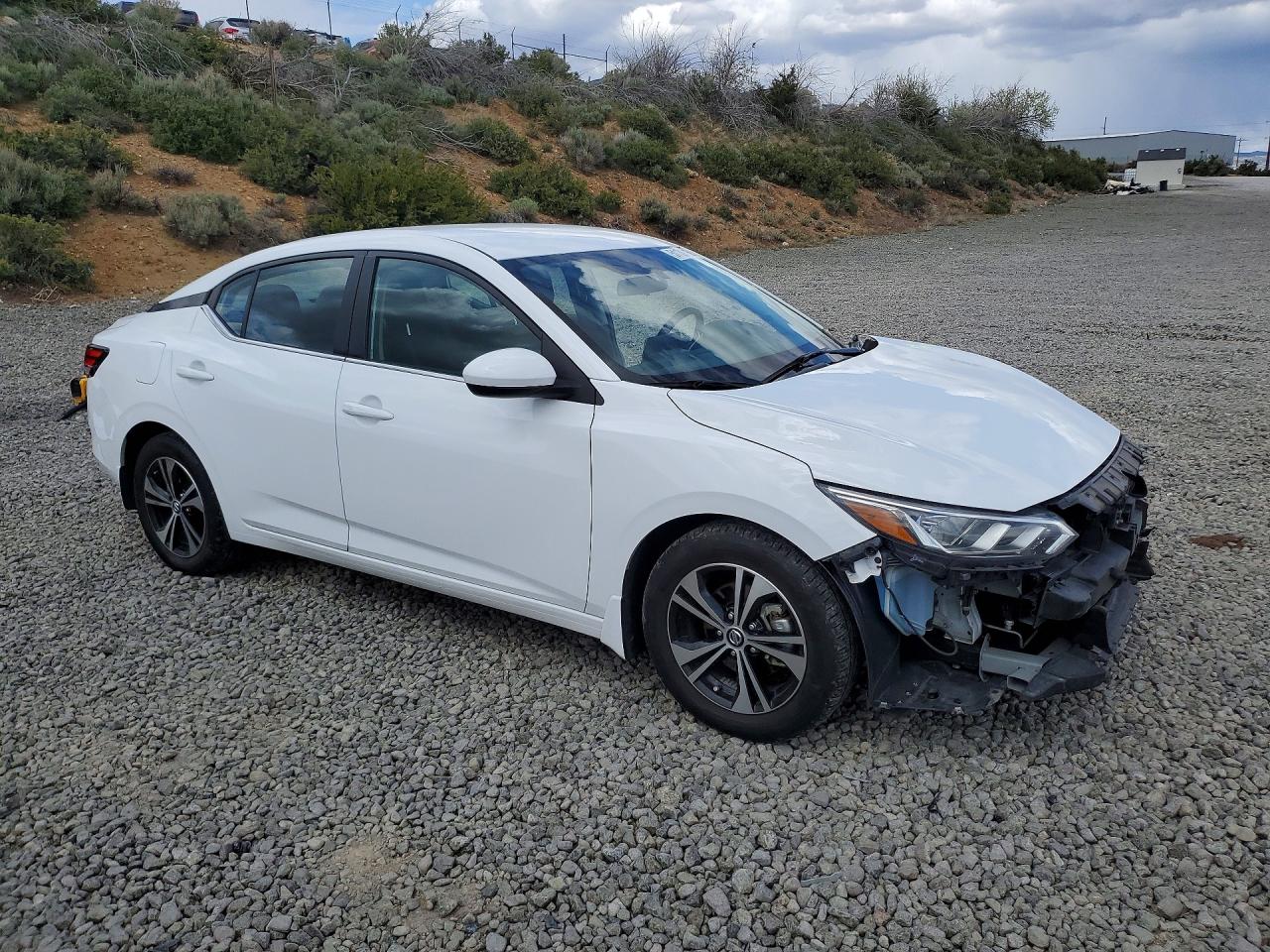 2022 NISSAN SENTRA SV photo 4
