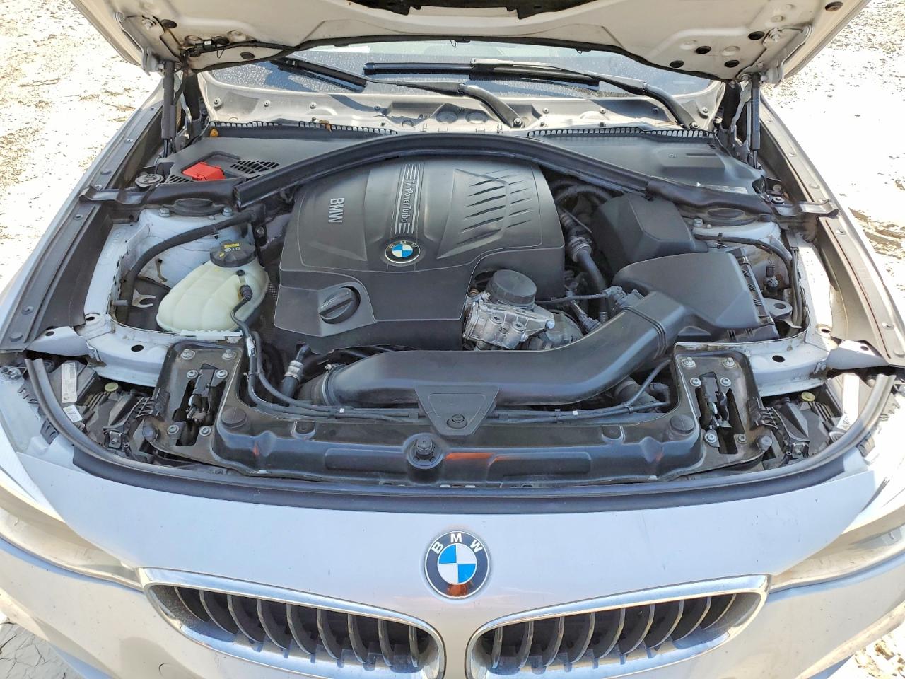 2015 BMW 335 photo 21