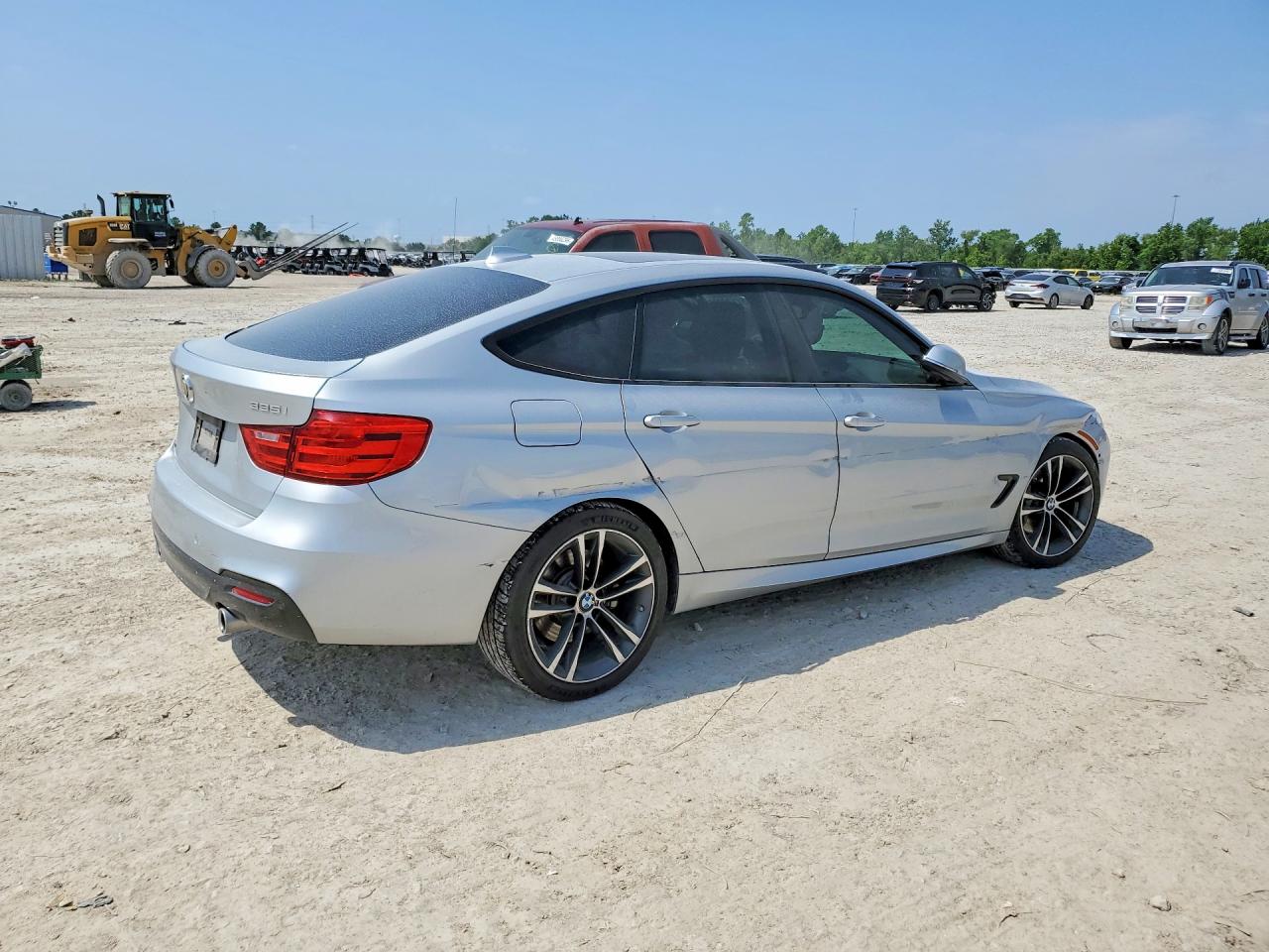 2015 BMW 335 photo 5
