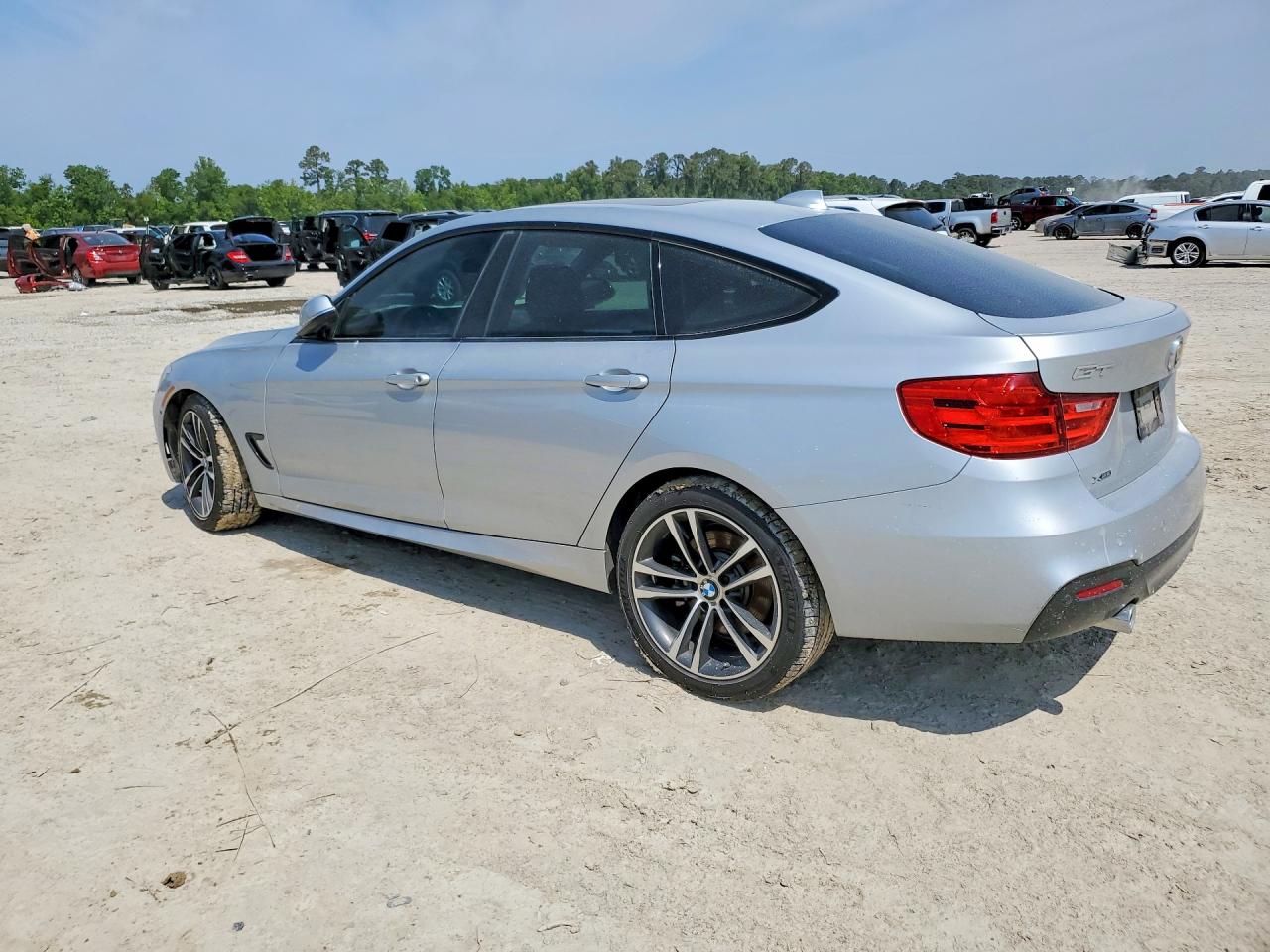 2015 BMW 335 photo 3