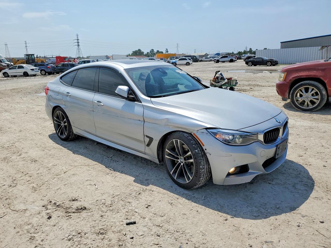 2015 BMW 335 photo 7