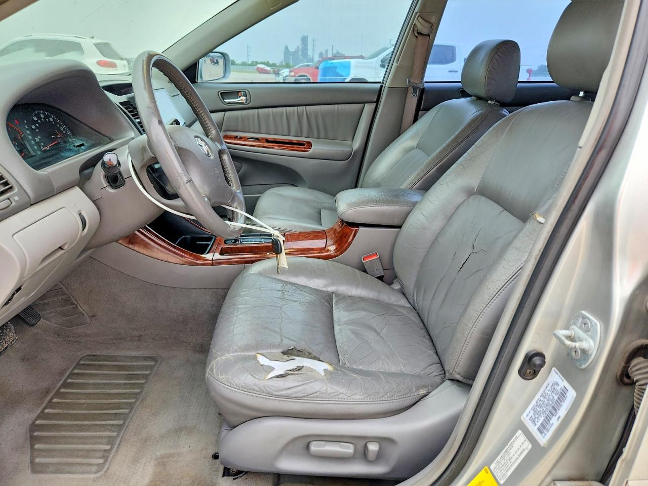 2003 TOYOTA CAMRY XLE V6 photo 13