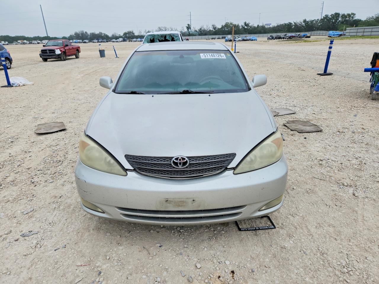 2003 TOYOTA CAMRY XLE V6 photo 9